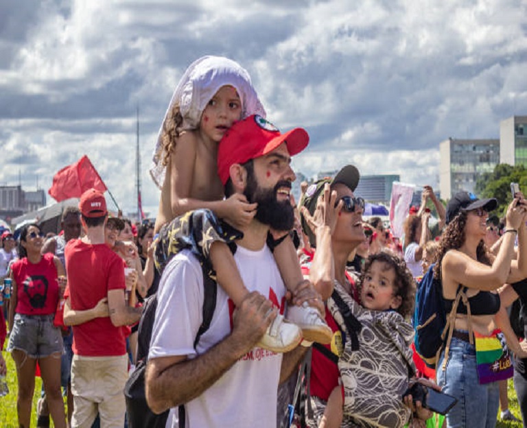 PT Depois de intensas articulações políticas e conversas com líderes do PT, Haddad se aproxima de anunciar candidatura ao governo de São Paulo em estratégico movimento para reforçar palanque petista nas eleições de 2026