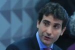 Diretor do BC diz que juros devem permanecer restritivos por tempo prolongado
