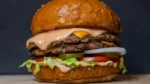 Dia do Hambúrguer mostra nova tendência mais artesanal, equilibrada e cheia de sabor que conquista os apaixonados por burgers